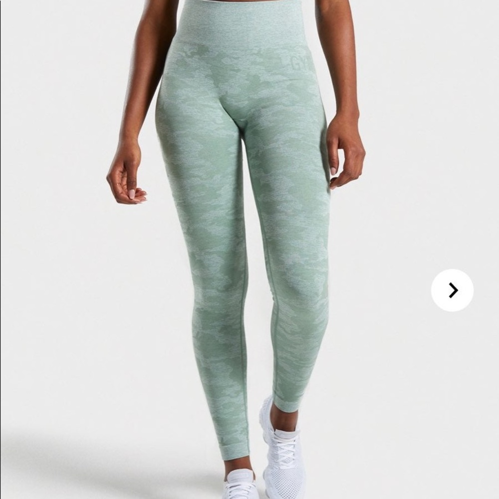 Gymshark Camo Seamless Leggings (sage green)
